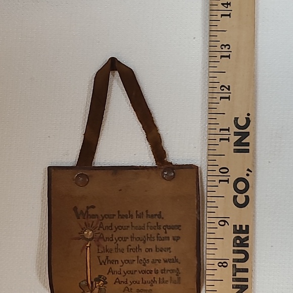 Vintage leather tie hanger advertising piece, conversation piece, bar display - Picture 6 of 7